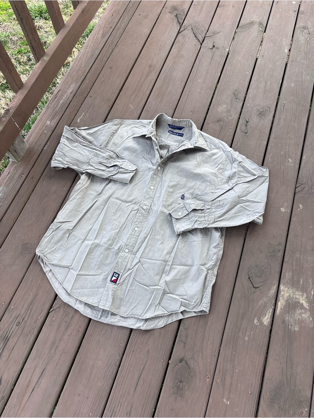 Vintage Nautica Mens XL Khaki Button Up Shirt